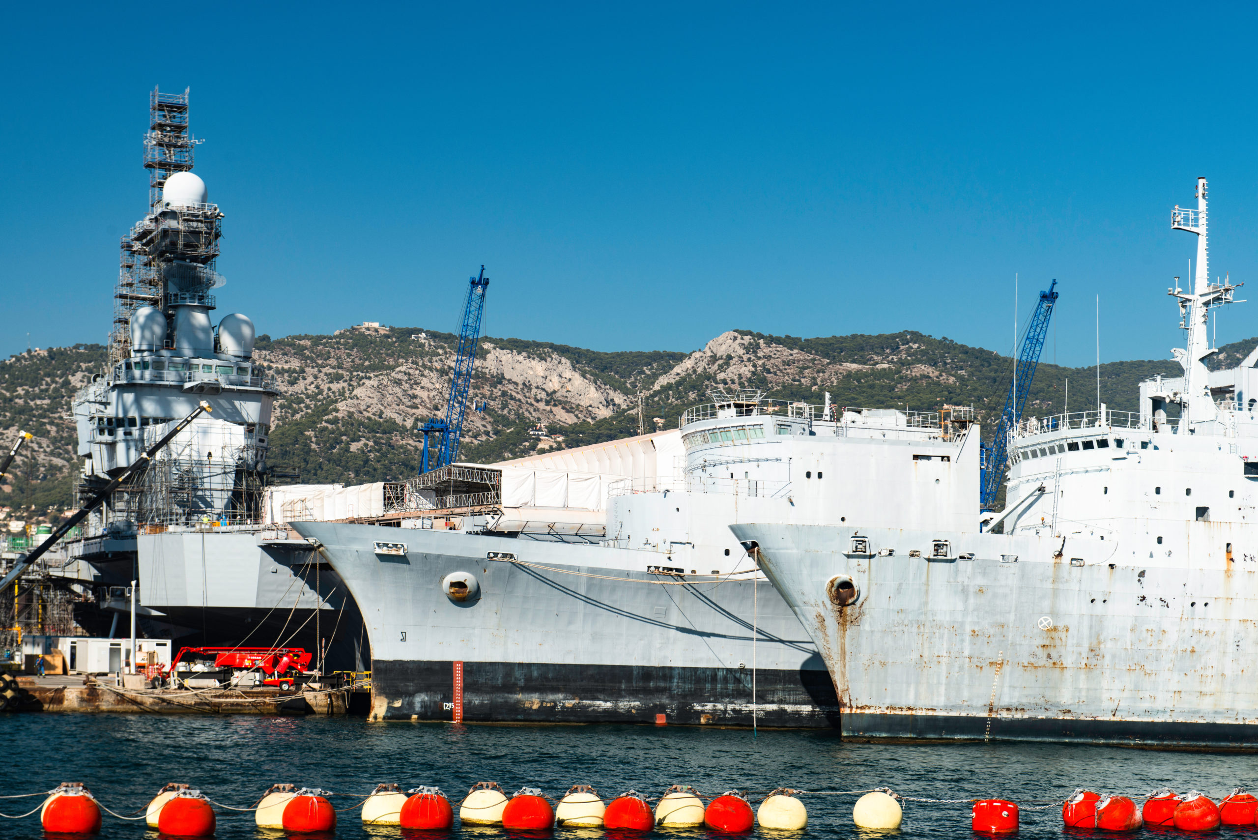 Plastic Odyssey : l’usine flottante autour du monde forme au recyclage